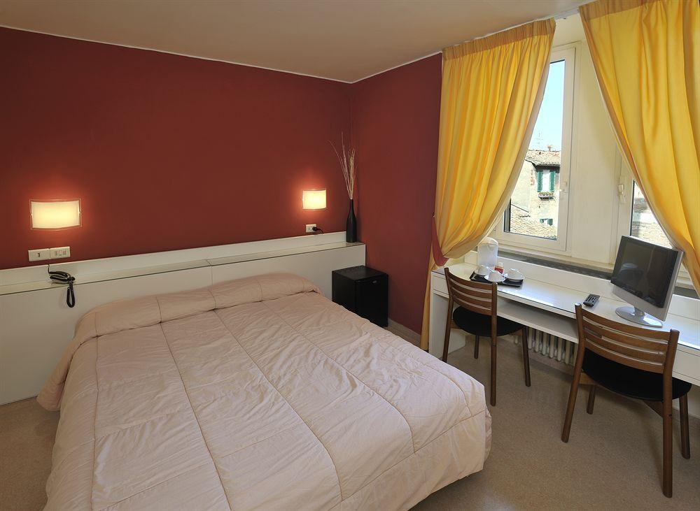 Hotel Eden Pérouse Extérieur photo