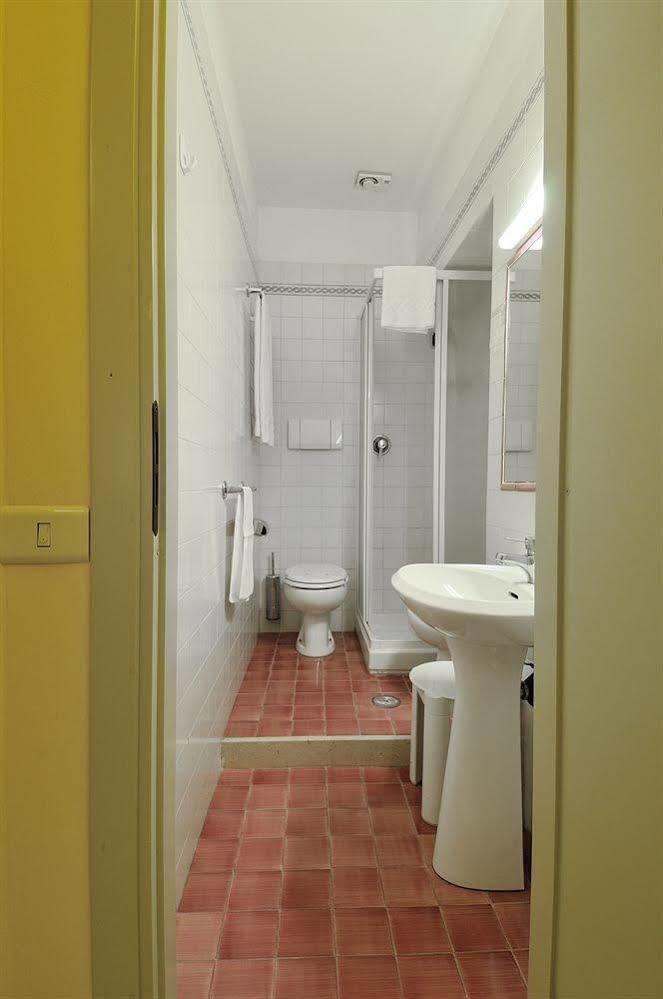 Hotel Eden Pérouse Extérieur photo