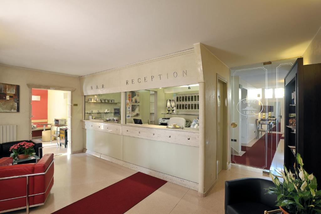 Hotel Eden Pérouse Extérieur photo